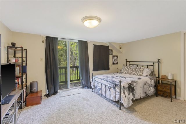 8355 Tuttle Road, Cicero, NY 13030