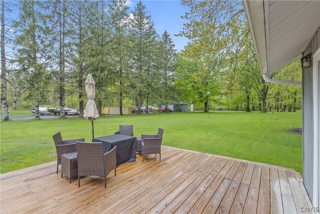 8355 Tuttle Road, Cicero, NY 13030