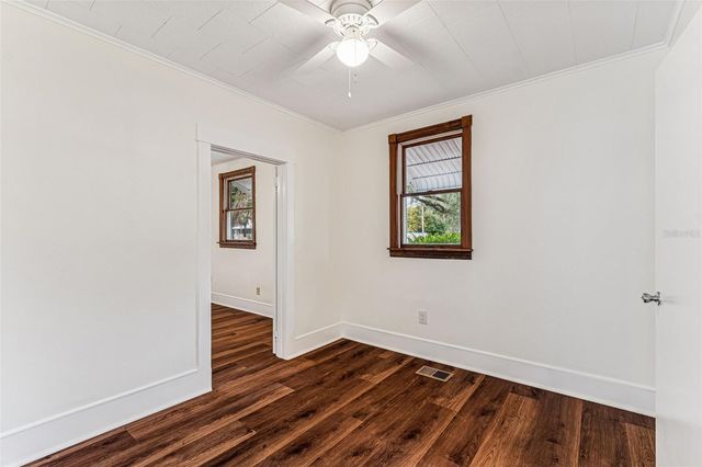 38511 7TH AVENUE, Zephyrhills, FL 33542