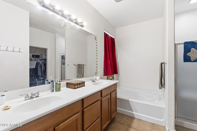 6718 W DARREL Road, Laveen, AZ 85339