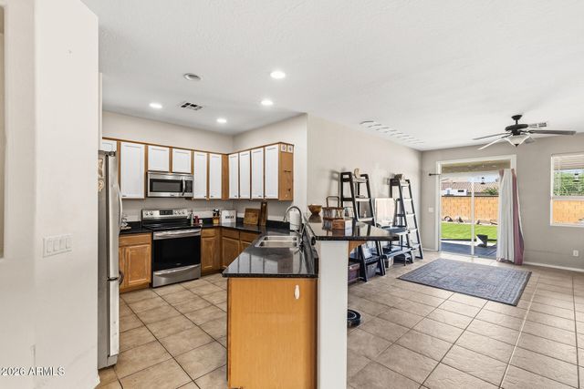 6718 W DARREL Road, Laveen, AZ 85339