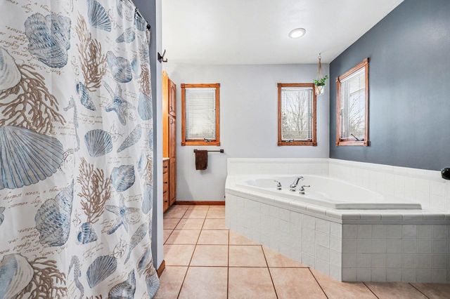 425 E Sternberg Road, Norton Shores City, MI 49441