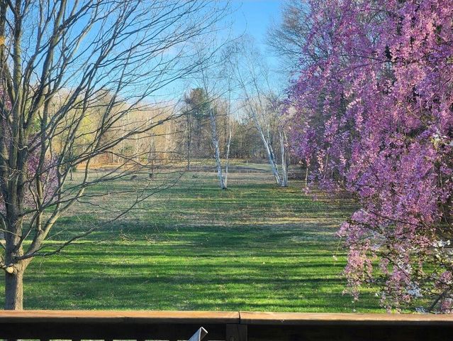 425 E Sternberg Road, Norton Shores City, MI 49441