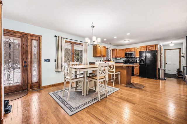 425 E Sternberg Road, Norton Shores City, MI 49441