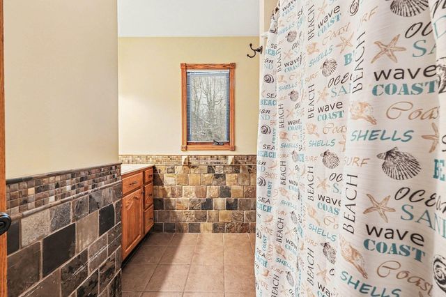 425 E Sternberg Road, Norton Shores City, MI 49441