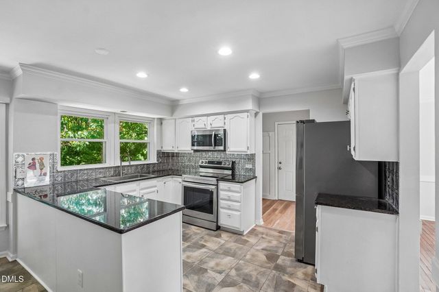 100 Lost Tree Lane, Cary, NC 27513