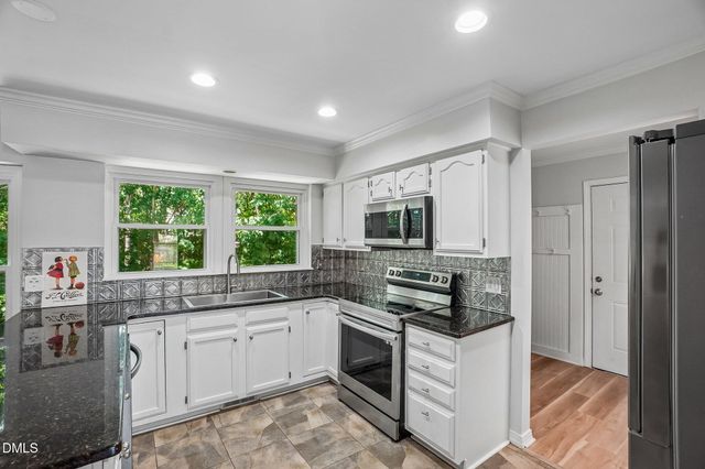 100 Lost Tree Lane, Cary, NC 27513