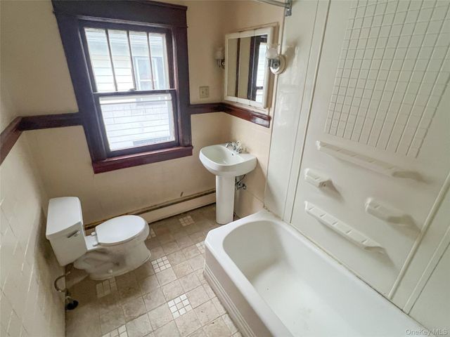 44 S Grand Avenue, Poughkeepsie, NY 12603