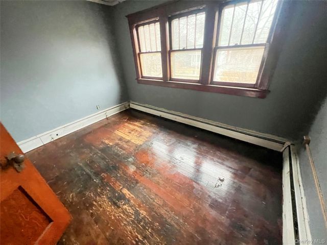 44 S Grand Avenue, Poughkeepsie, NY 12603