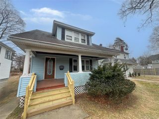 44 S Grand Avenue, Poughkeepsie, NY 12603