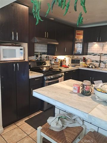 11283 Greenwood, Ontario, CA 91762