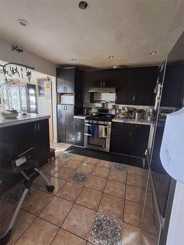 11283 Greenwood, Ontario, CA 91762