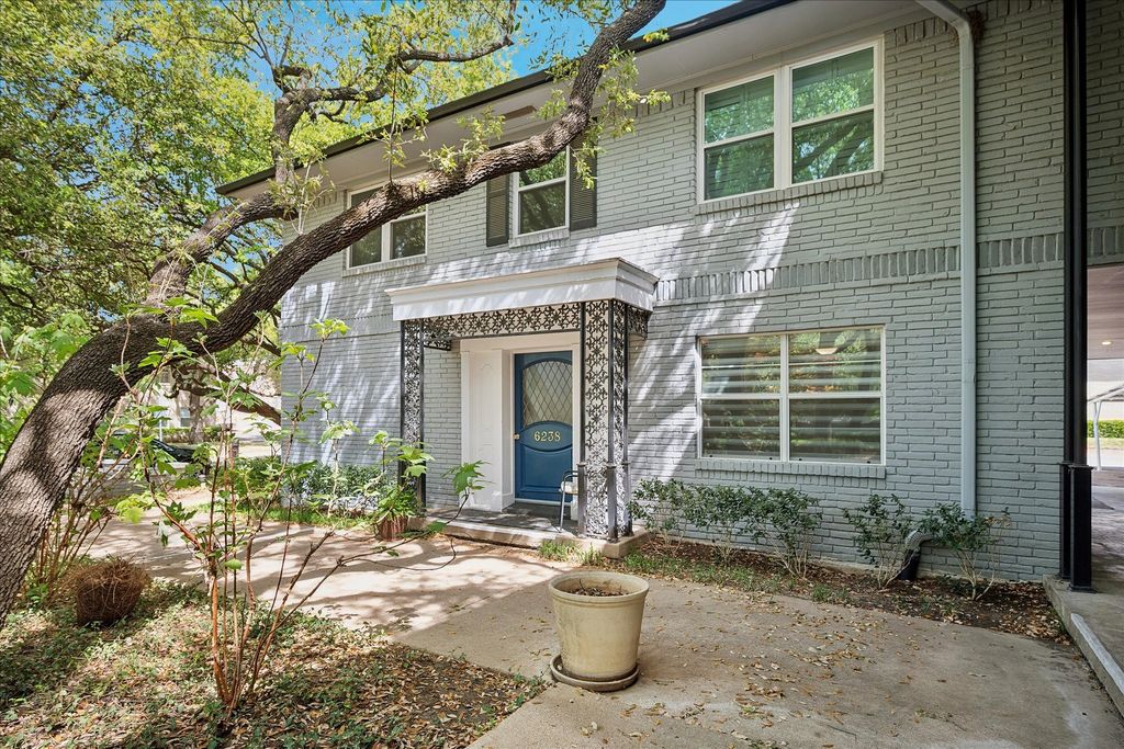 6238 Bandera Avenue A, Dallas, TX 75225