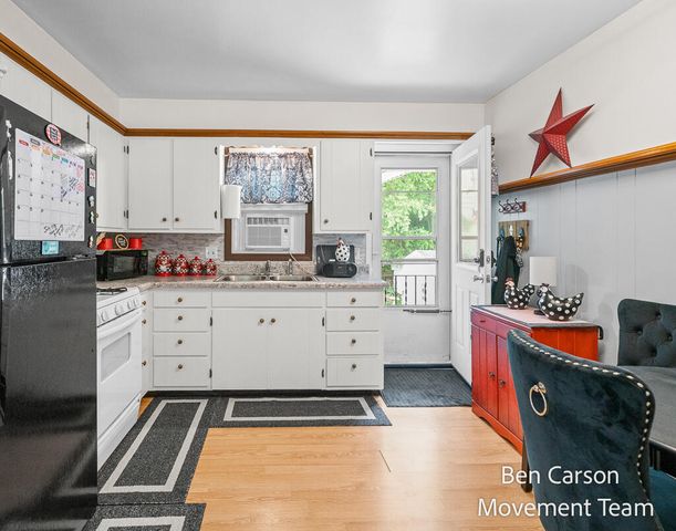 2188 Banner Drive, Wyoming, MI 49509