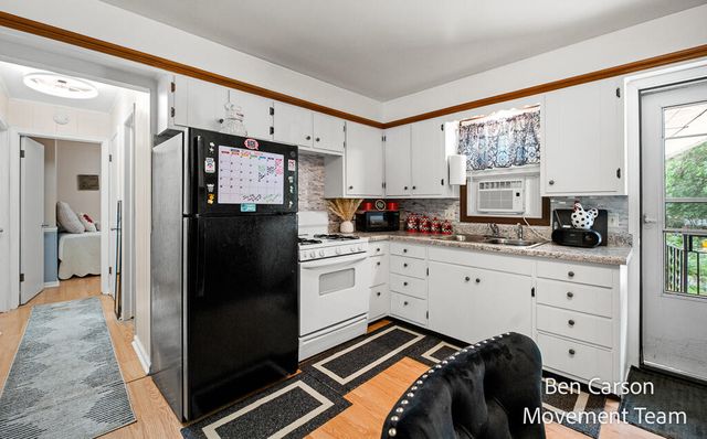 2188 Banner Drive, Wyoming, MI 49509