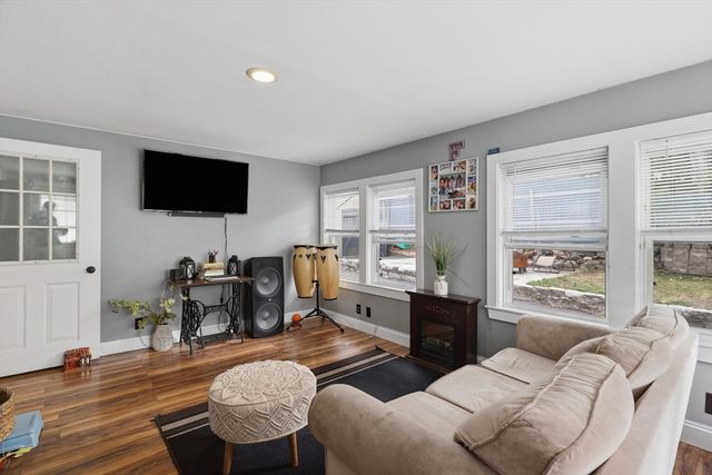 4 Harrison Avenue, Fitchburg, MA 01420