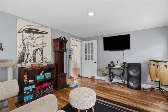 4 Harrison Avenue, Fitchburg, MA 01420