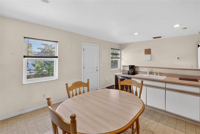 5418 6TH AVENUE S, St Petersburg, FL 33707