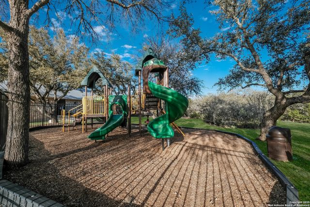 24919 Birdies Grn, San Antonio, TX 78260