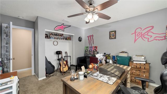 8530 11th, Hesperia, CA 92345