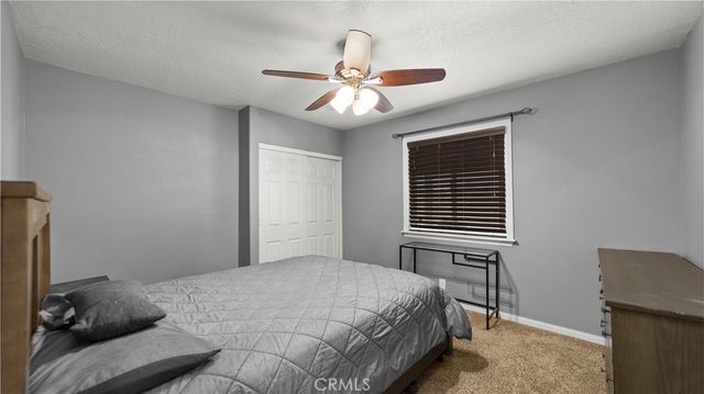 8530 11th, Hesperia, CA 92345