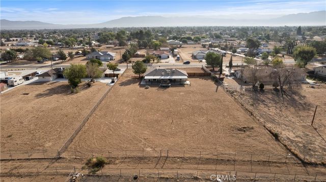 8530 11th, Hesperia, CA 92345