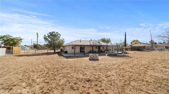 8530 11th, Hesperia, CA 92345