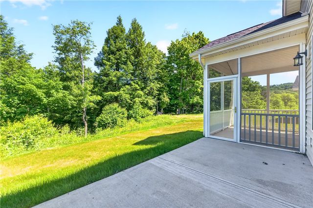 224 Freedom Lane, West Deer, PA 15101
