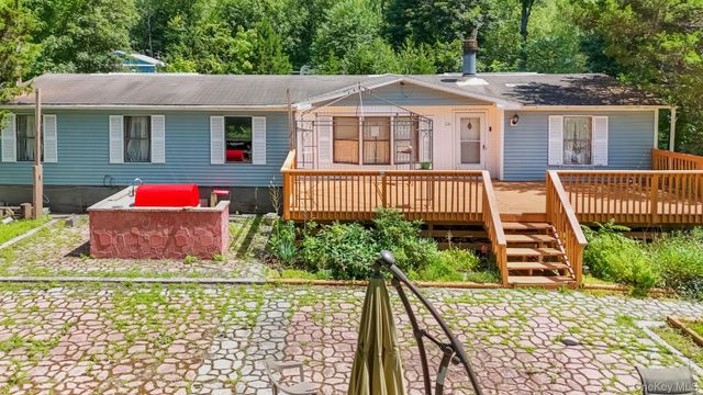 56 Sleepy Hollow Road, Port Jervis, NY 12771