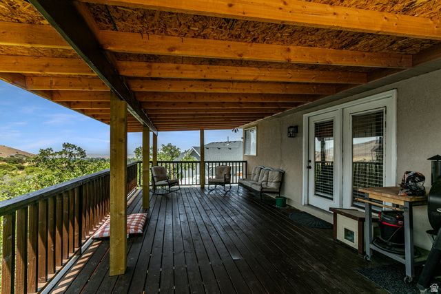 702 S ELK MEADOW LOOP, Tooele, UT 84074