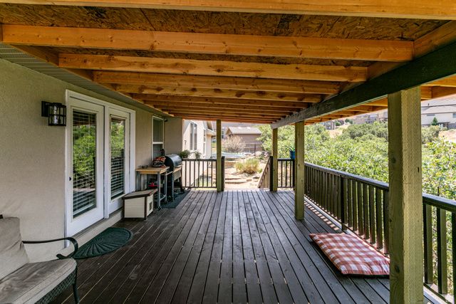 702 S ELK MEADOW LOOP, Tooele, UT 84074