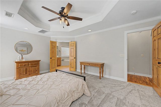 5200 Blaire Mont Road, Bentonville, AR 72713