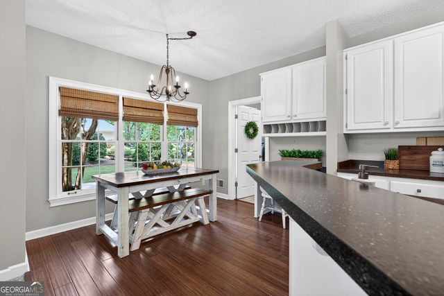 35 Woodridge Place, Newnan, GA 30265