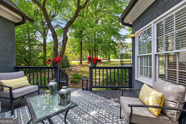 35 Woodridge Place, Newnan, GA 30265