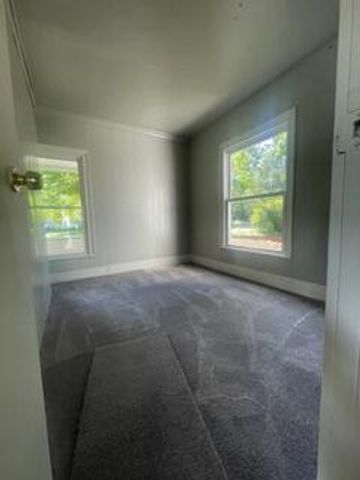 1513 E Oakland Avenue, Lansing, MI 48906