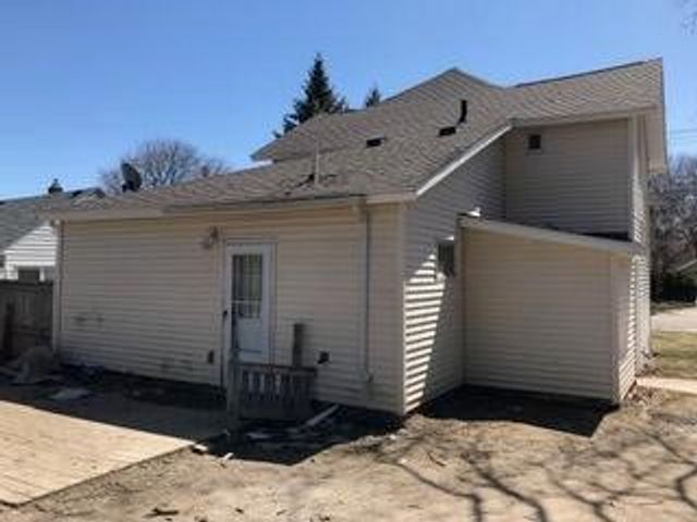 1513 E Oakland Avenue, Lansing, MI 48906