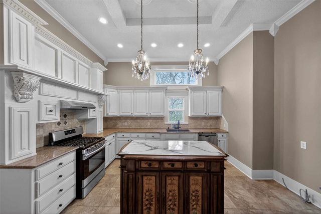 517 S Boyd Street, Lindale, TX 75771