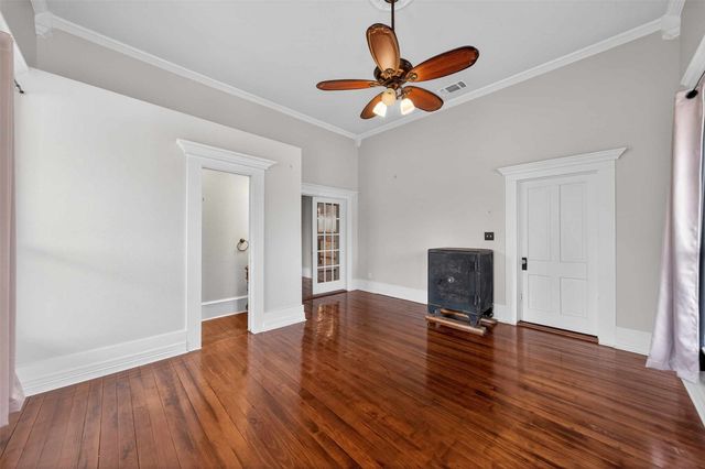 517 S Boyd Street, Lindale, TX 75771