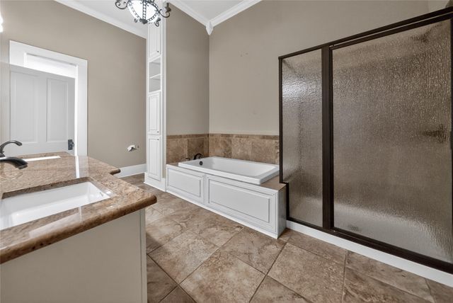 517 S Boyd Street, Lindale, TX 75771
