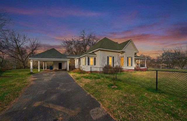 517 S Boyd Street, Lindale, TX 75771