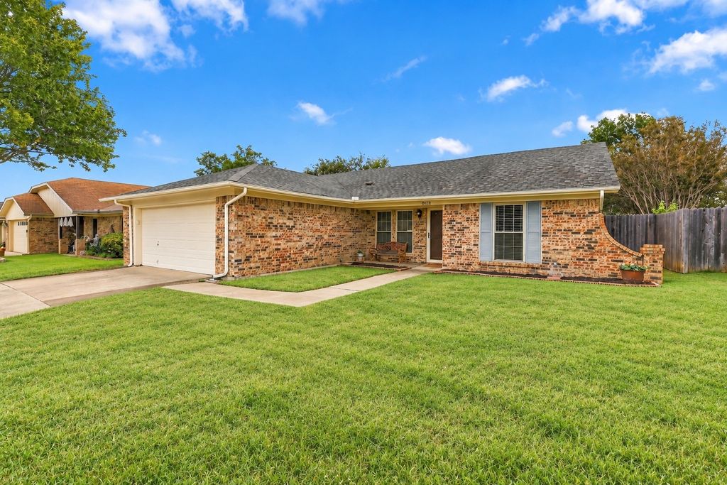8028 Katie Lane, Watauga, TX 76148 — exterior