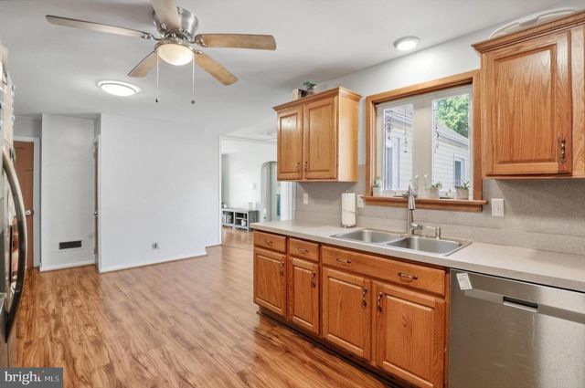 111 LINCOLN PL, Harrisburg, PA 17112