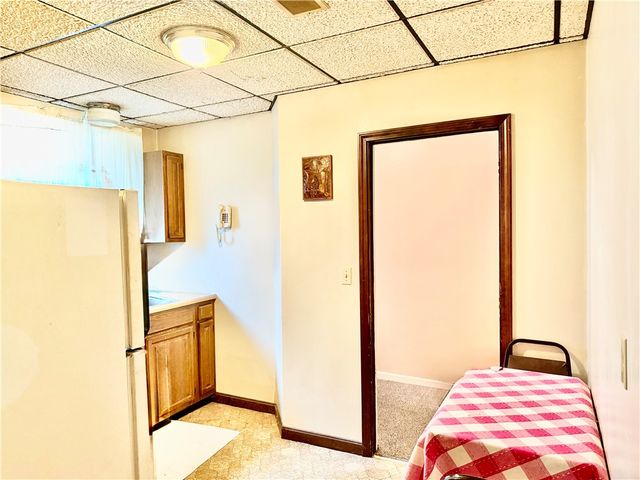 139 Suffolk Avenue, Pawtucket, RI 0261