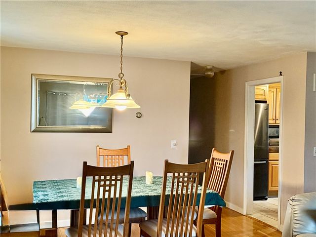 139 Suffolk Avenue, Pawtucket, RI 0261