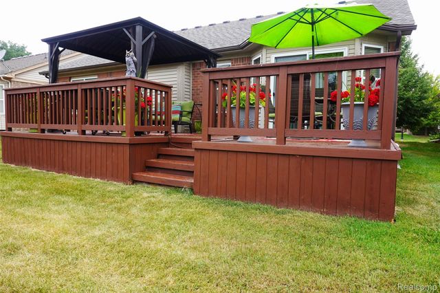 30245 Bradmore Road, Warren, MI 48092