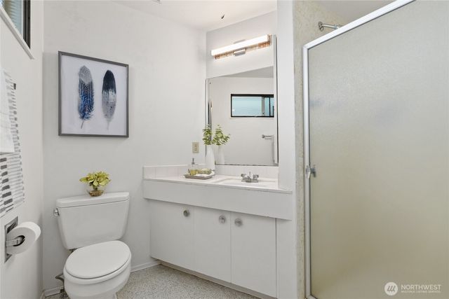 8210 SE 36th Street, Mercer Island, WA 98040