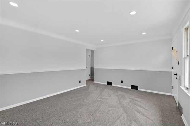 568 Heather Lane, Bedford, OH 44146