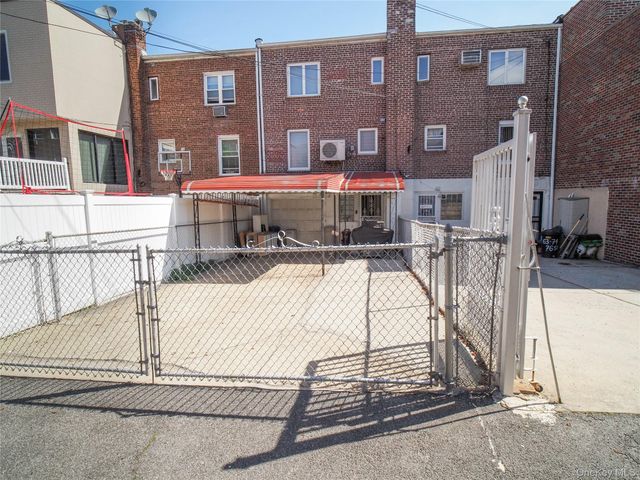 6372 76th Street, Middle Village, NY 11379