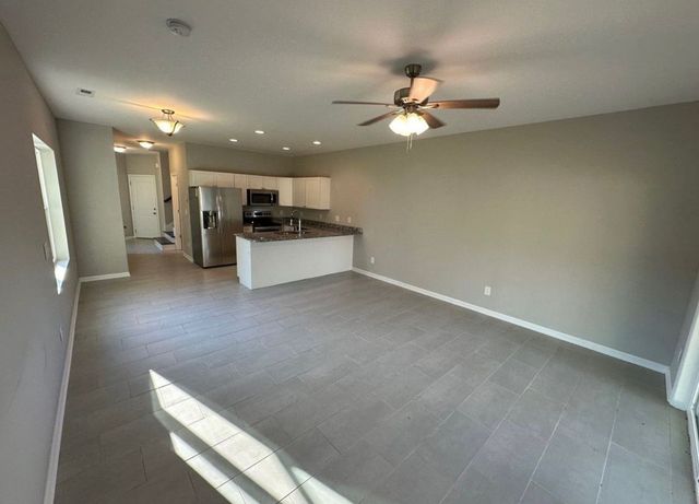 390 Armstrong St, Columbia, TN 38401