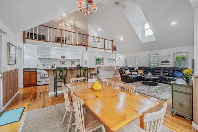 128 Springy Banks Road, East Hampton, NY 11937